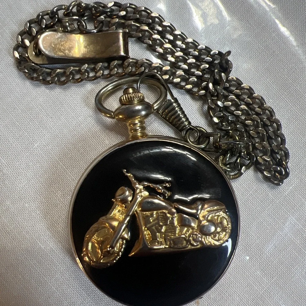M.Z Berger Quartz‎ Pocket Watch Motorcycle Goldtone Biker Timepiece New Battery